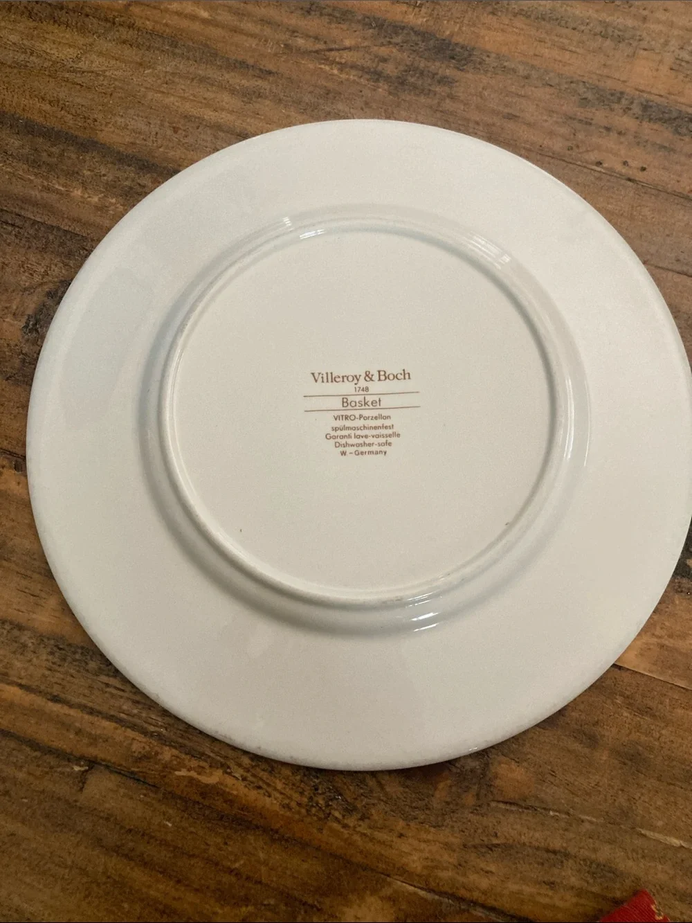 Villeroy and boch basket Dinner Plate -